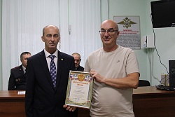 Глава района Сергей Гринев  поздравил сотрудников полиции с профессиональным праздником.