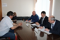 14 марта депутат Законодательного Собрания Оренбургской области Олег Лактионов провел прием граждан по личным вопросам