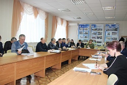 Сегодня в администрации Александровского района прошло совещание с главами сельсоветов и начальниками отделов и управлений администрации