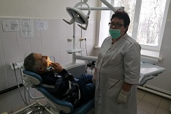 В Александровскую районную больницу в стоматологическое отделение поступили новые стоматологические  установки с компрессором, дентальный рентген - аппарат,  радиовизиограф